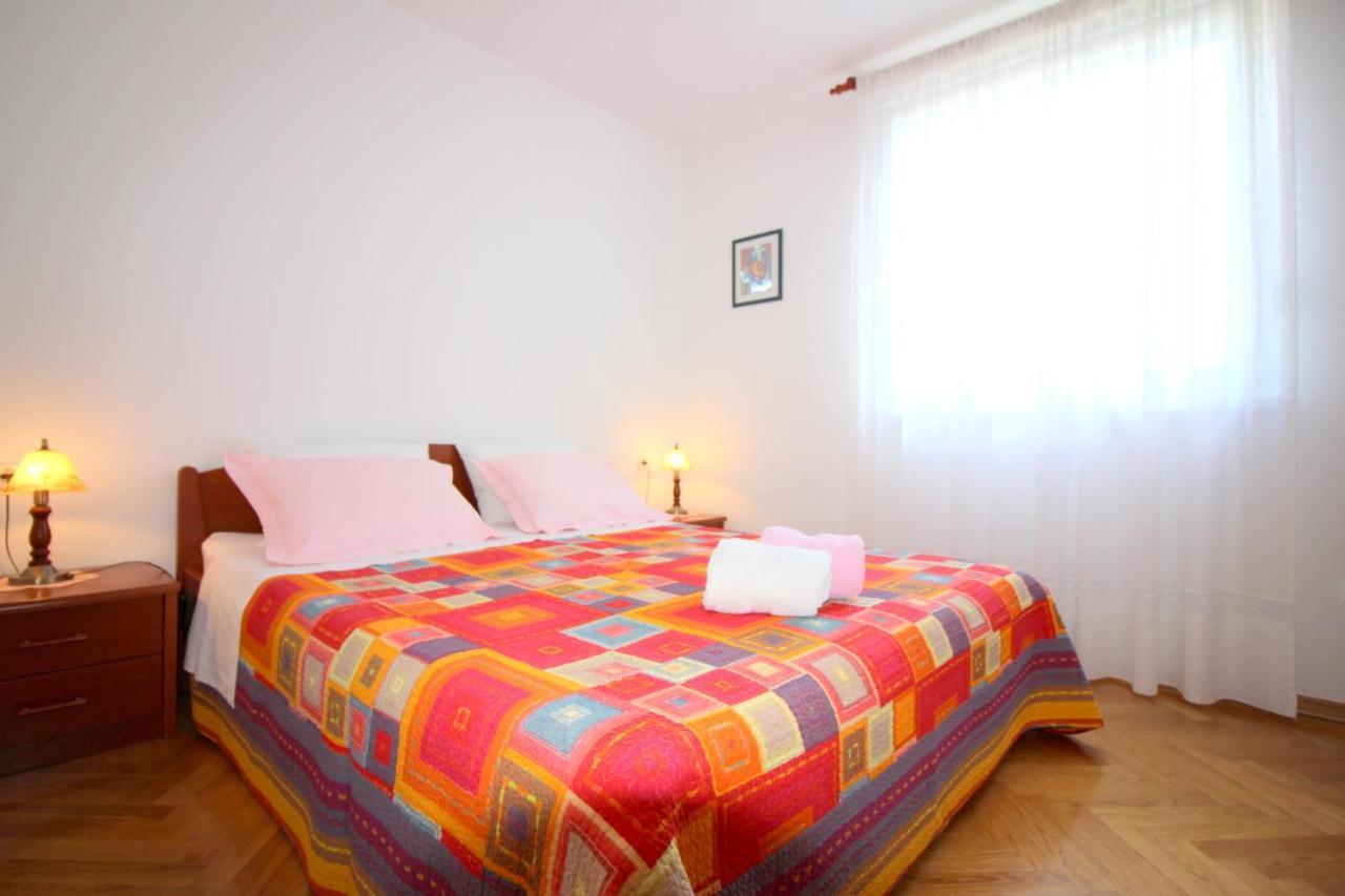 Apartment Vojka In City Center 포레치 외부 사진